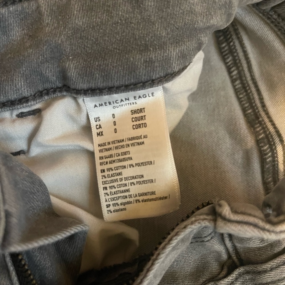 American Eagle jeans - Picture 3 of 3